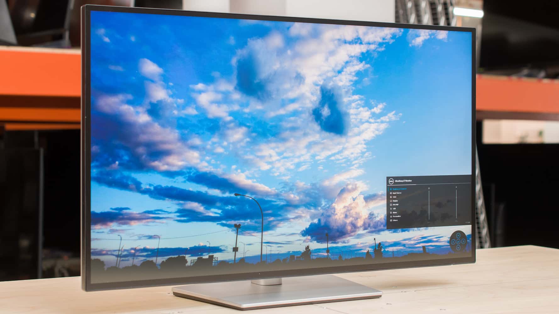 smart Dell U QE monitor